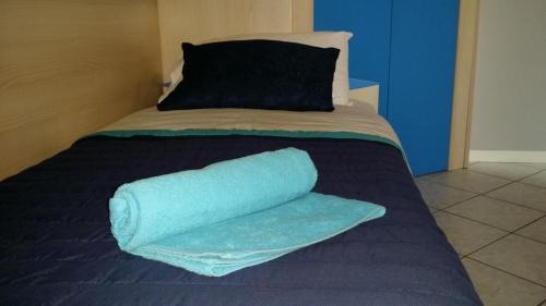 Standard Single Room with Shared Bathroom