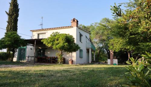 Six-Bedroom House