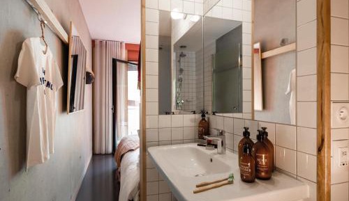 Standard Double Room with Terrace