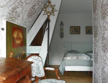 Double or Twin Room with Private Bathroom