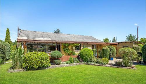 Three-Bedroom Vacation Home 