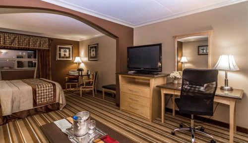 King Suite with Sofa Bed - Non-Smoking