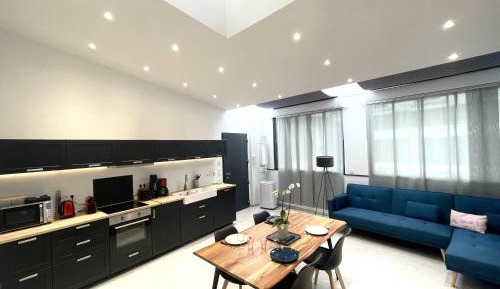Two-Bedroom Deluxe Apartment