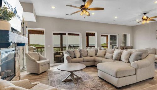 Nine-Bedroom Holiday Home