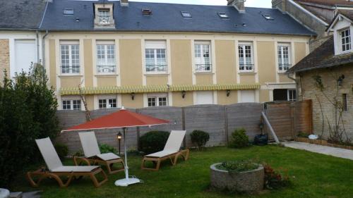 Two-Bedroom Holiday Home with Private Garden