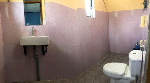 Bungalow with Garden View