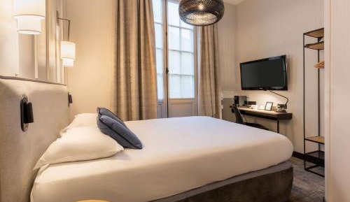 Standard Double Room - Non-Smoking