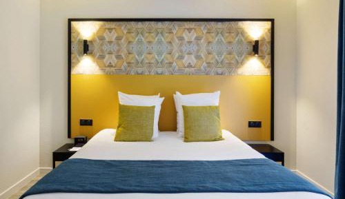 Standard King Room - Non-Smoking 