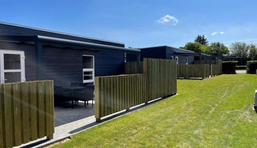 Three-Bedroom House (Private Jacuzzi for DKK 200)