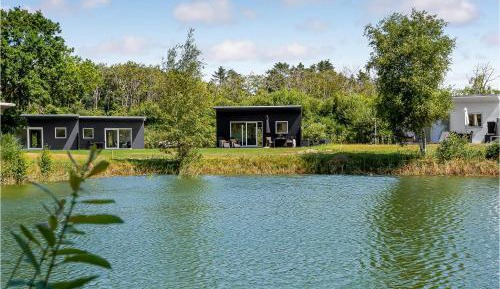 Three-Bedroom Vacation Home 