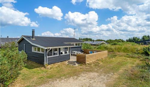 Three-Bedroom Vacation Home 