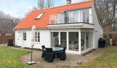 Two-Bedroom Holiday Home