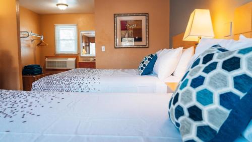 Queen Room with Two Queen Beds