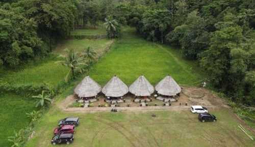 Twin Room with Private Bathroom