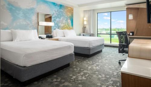 Queen Room with Two Queen Beds, Roll-In Shower and Sofa Bed - Mobility Access