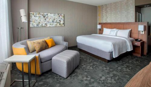 King Room with Sofa Bed