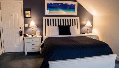 Hillside - Queen Room