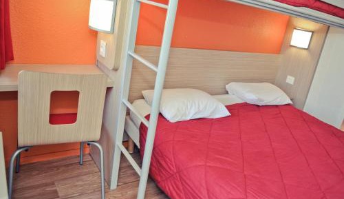 Standard Plus Room - 1 Double Bed 1 Single Bed