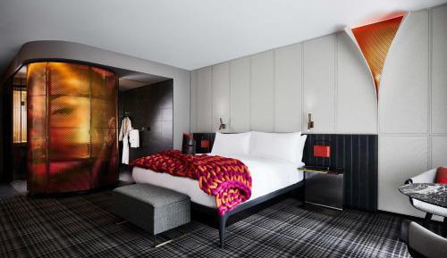 Superior Room, Larger Guest Room, 1 King