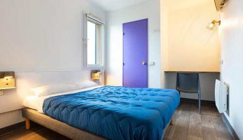 Double Room (with shared shower cabin)