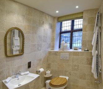 Deluxe Twin Room - Anne Boleyn Wing