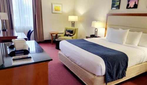 King Bed Accessible Non-Smoking