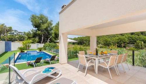 Deluxe Villa