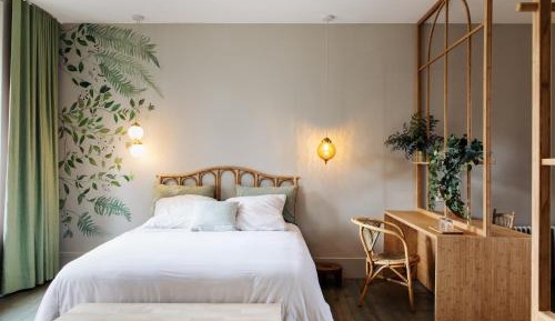 Deluxe Double Room with Bath