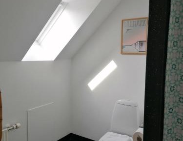 Twin Room with Private Bathroom