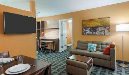 One-Bedroom Queen Suite with Sofa Bed