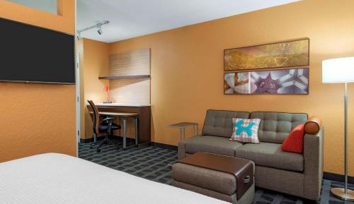 Queen Studio with Sofa Bed