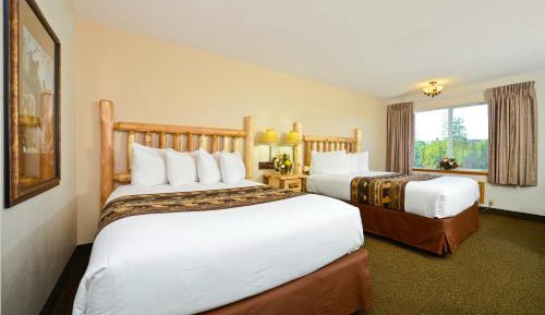 Queen Room with Two Queen Beds