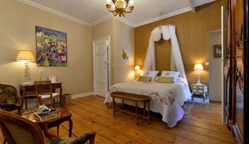 Deluxe Double Room with Shower