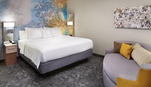 King Room with Sofa Bed