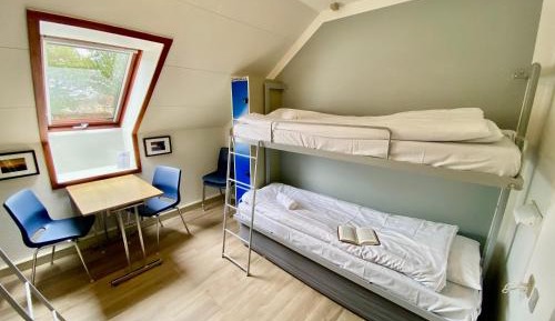 Quadruple Room with Shared Bathroom and Toilet