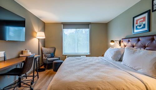 King Room - Non-Smoking