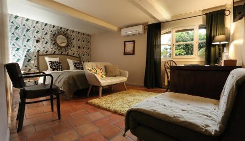 Classic Double Room