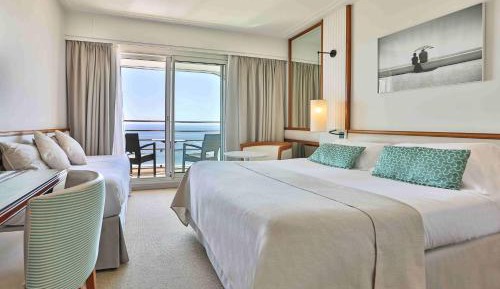 Triple Room with Sea View