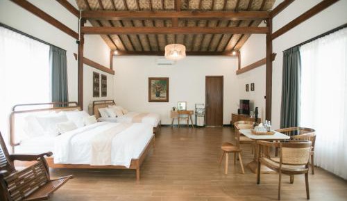 Family Room with Terrace