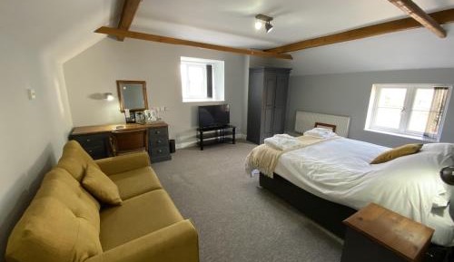 Luxury Quadruple Room