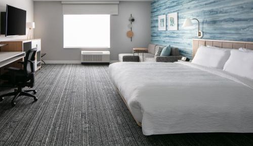 King Studio with Sofa Bed