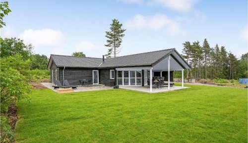 Four-Bedroom Vacation Home