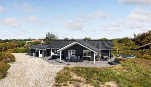 Four-Bedroom Vacation Home