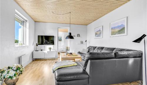 Three-Bedroom Vacation Home 