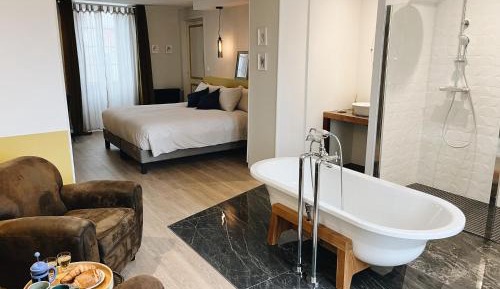 Double Room with Terrace