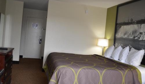 King Room - Non-Smoking