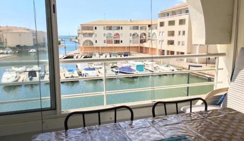 Apartment (4 Adults)