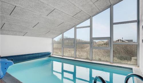 Five-Bedroom Holiday Home