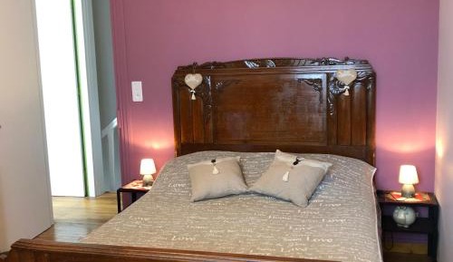Double Room with Shared Bathroom