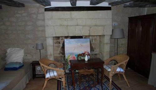 Studio with Garden View